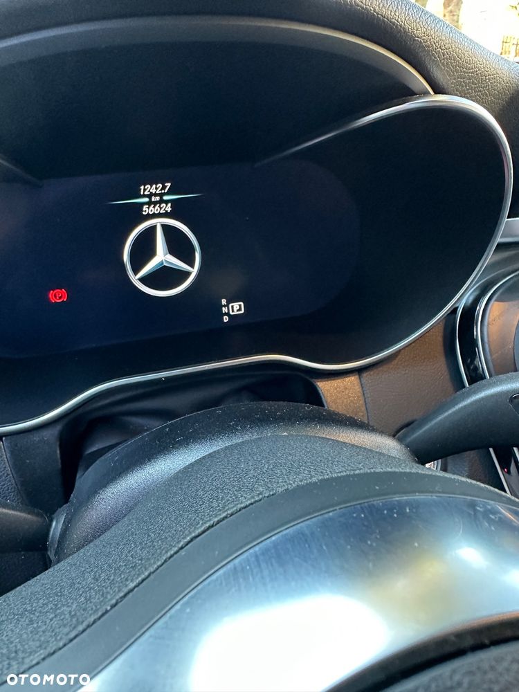 Mercedes-Benz GLC - 16