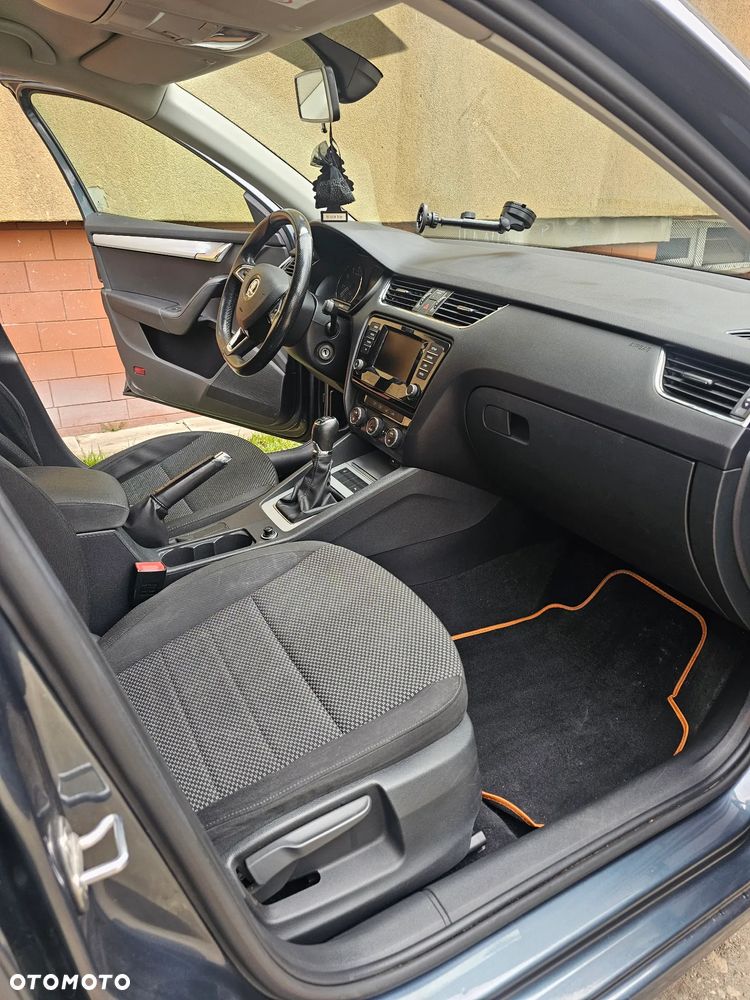 Skoda Octavia 1.4 TSI Ambition - 6