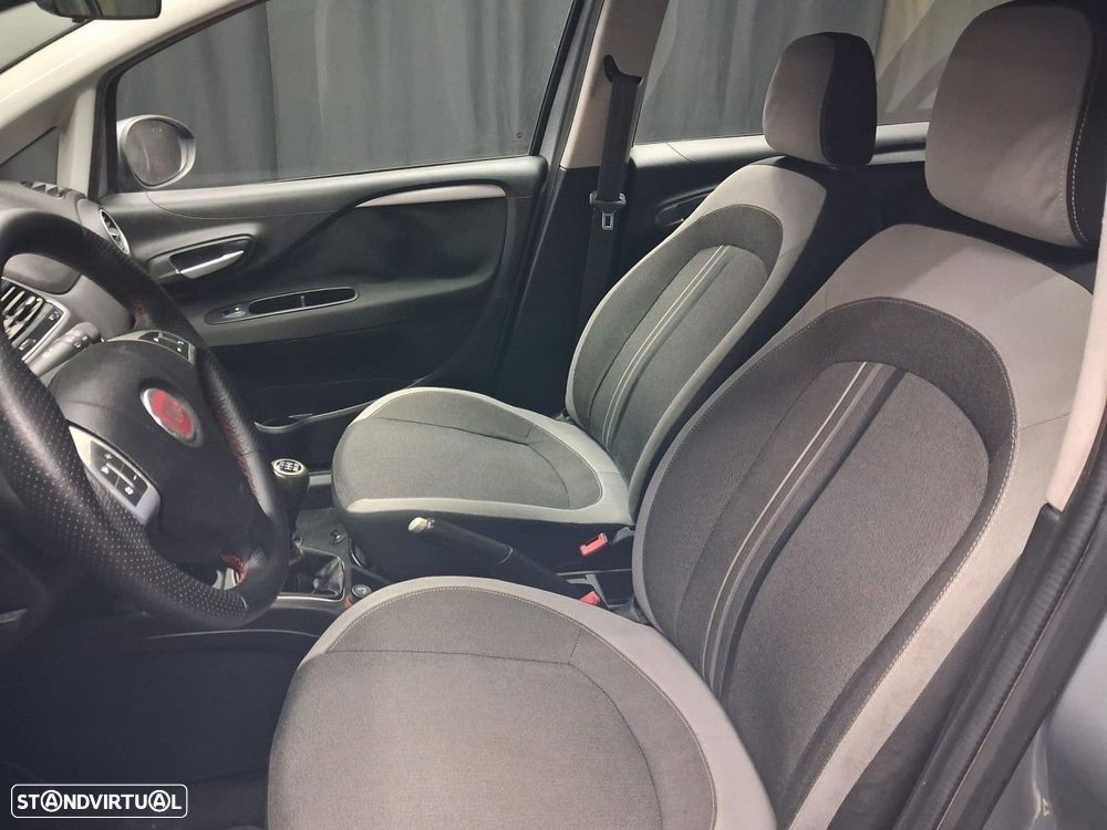 Fiat Punto 1.3 M-Jet Lounge S&S - 7