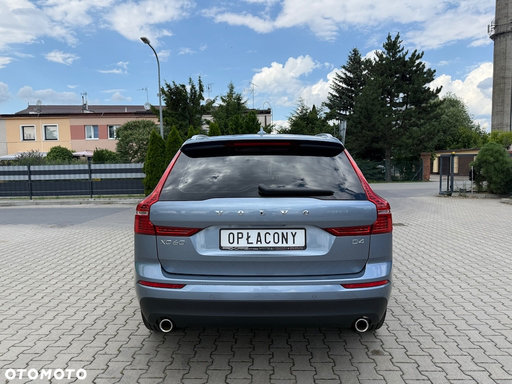 Volvo XC 60 D4 Momentum Pro - 10