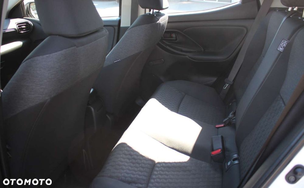 Toyota Yaris - 15