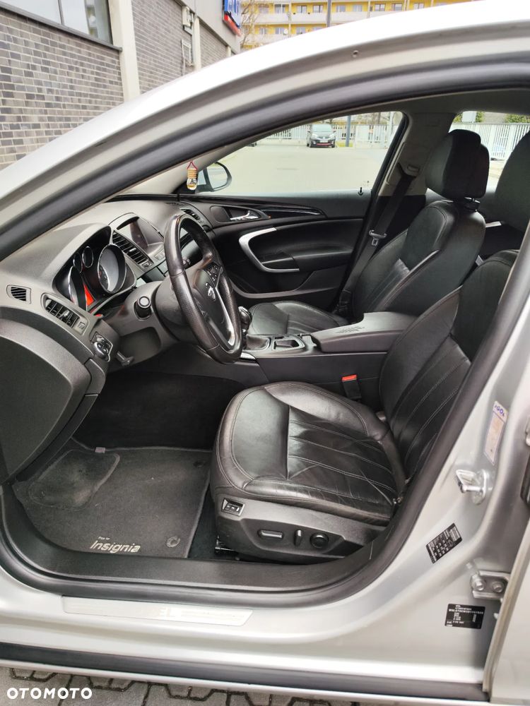 Opel Insignia 2.0 CDTI Cosmo ecoFLEX S&S - 14