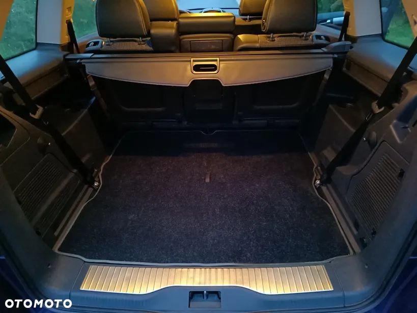 Opel Zafira - 9