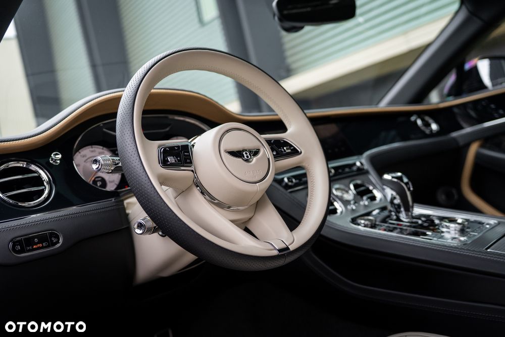 Bentley Continental GT V8 Mulliner - 37