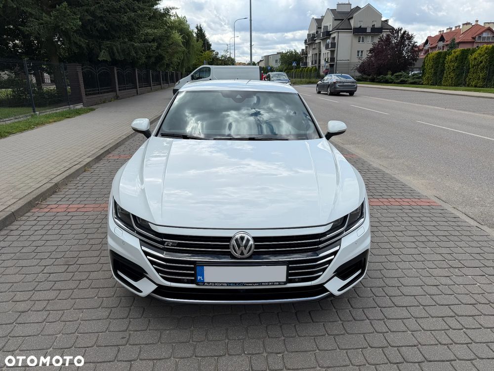 Volkswagen Arteon 2.0 TDI SCR R-Line DSG - 2