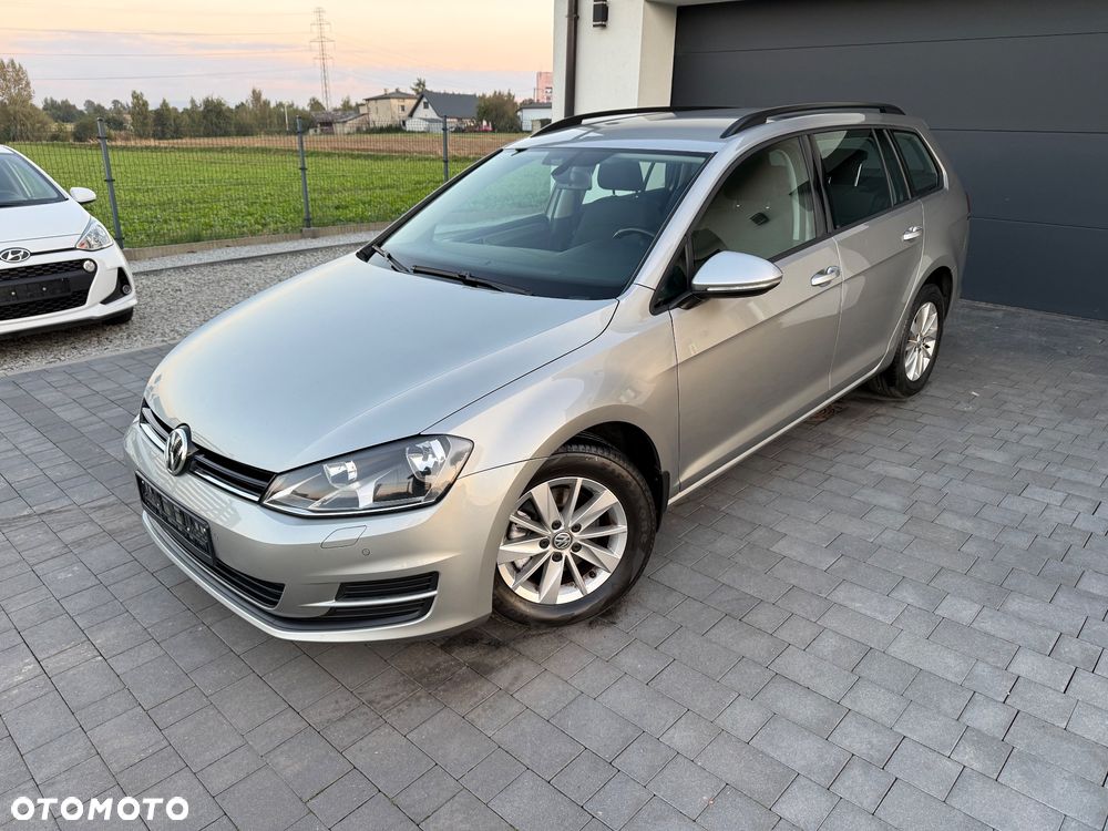 Volkswagen Golf - 3