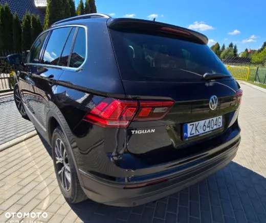 Volkswagen Tiguan - 4