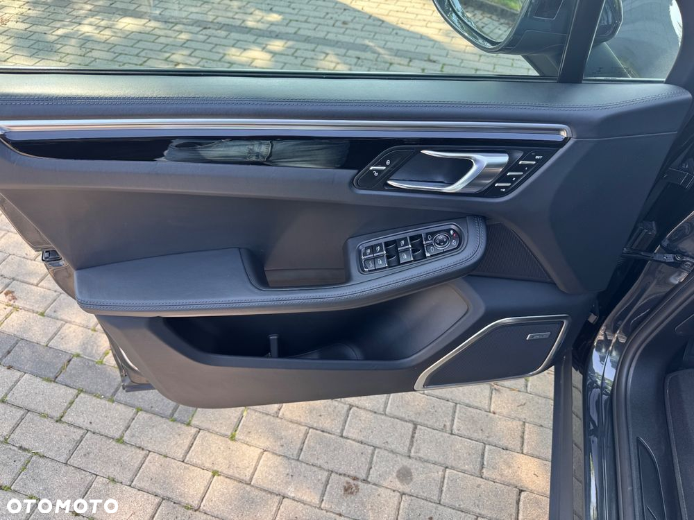 Porsche Macan PDK - 13