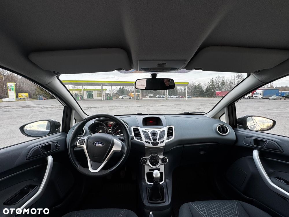 Ford Fiesta 1.25 Silver X (Ambiente) - 5