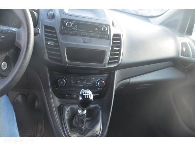 Ford Transit Connect - 9