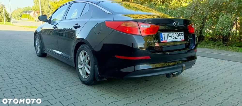 Kia Optima 1.7 CRDi M - 12