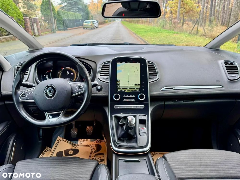 Renault Scenic ENERGY TCe 130 BOSE EDITION - 12