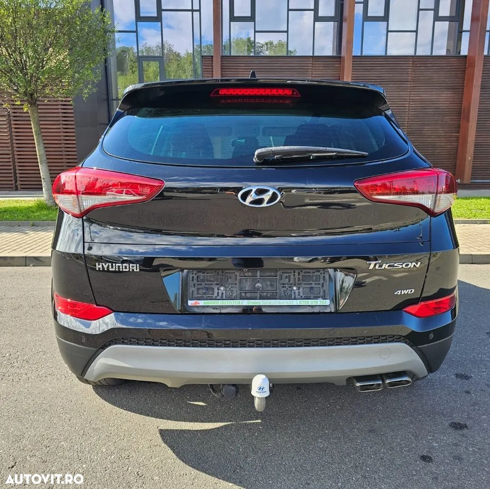 Hyundai Tucson 2.0 CRDI 4WD Advantage - 11