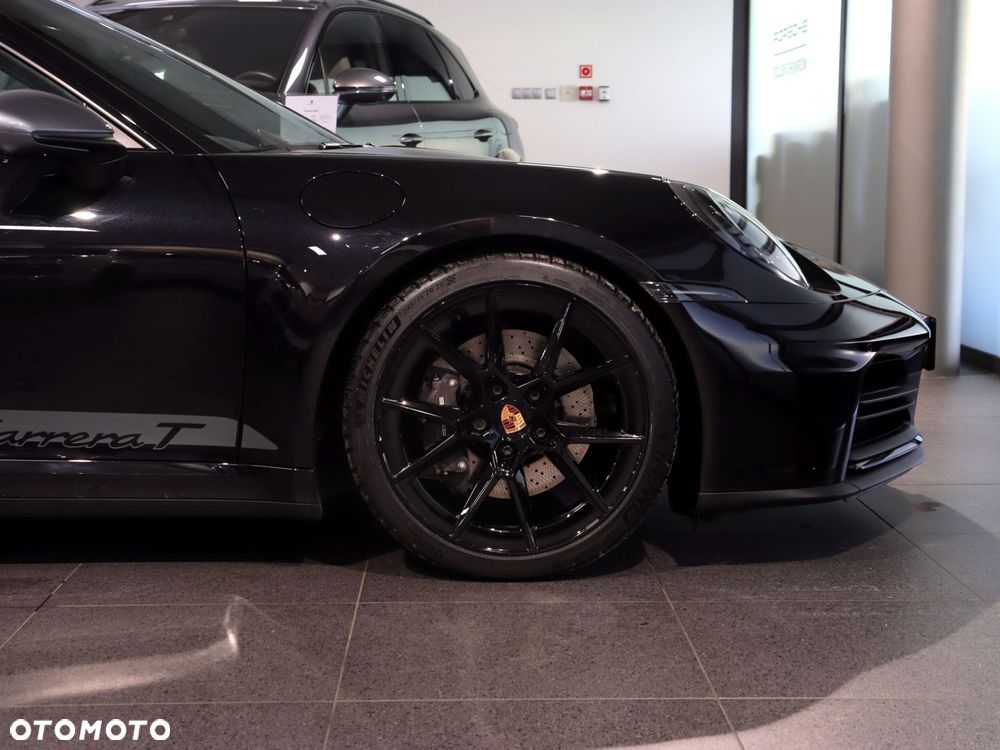 Porsche 911 Carrera T - 13