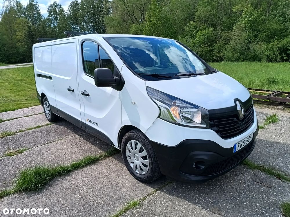 Renault Trafic L2H1 1.6 diesel 140kM 2014rok WEBASTO, CZUJNIKI PARKOWANIA, HAK, BAGAŻNIK DACHOWY, drzwi przesuwne z obu stron, stan BDB, BEZWPADKOWY! - 4