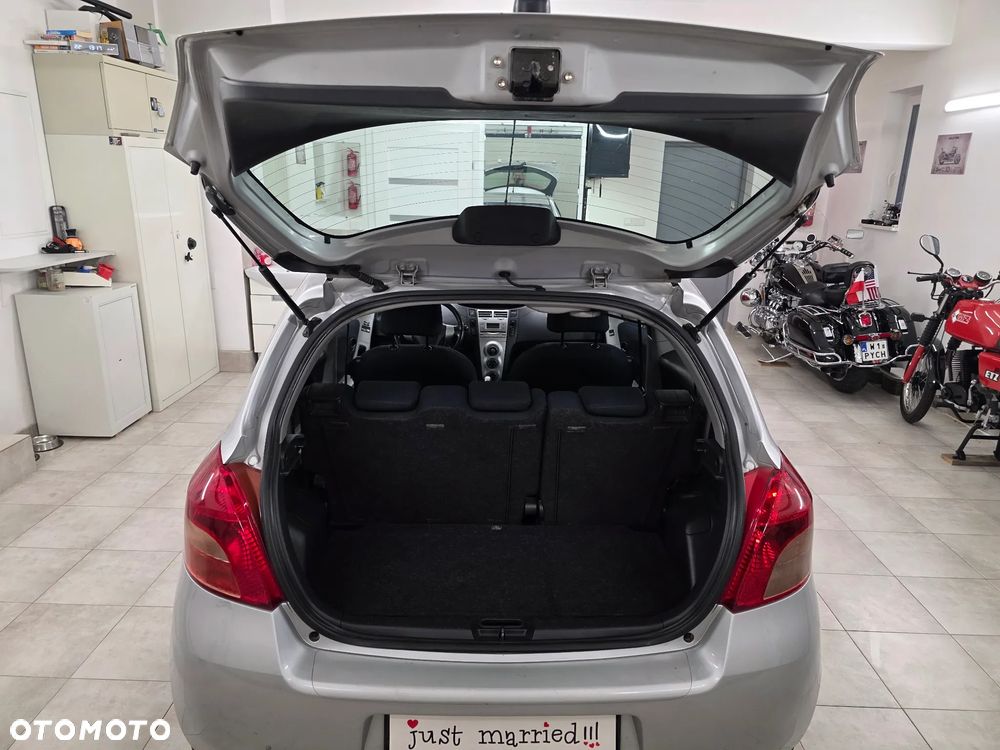 Toyota Yaris - 14