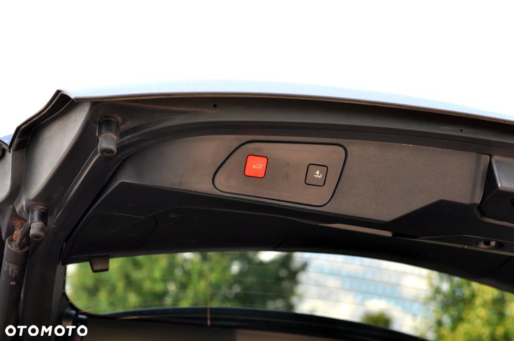 Peugeot 3008 BlueHDi 130 Stop & Start Allure - 17