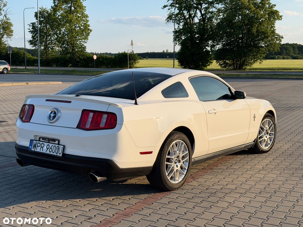 Ford Mustang 3.7 V6 Premium - 5