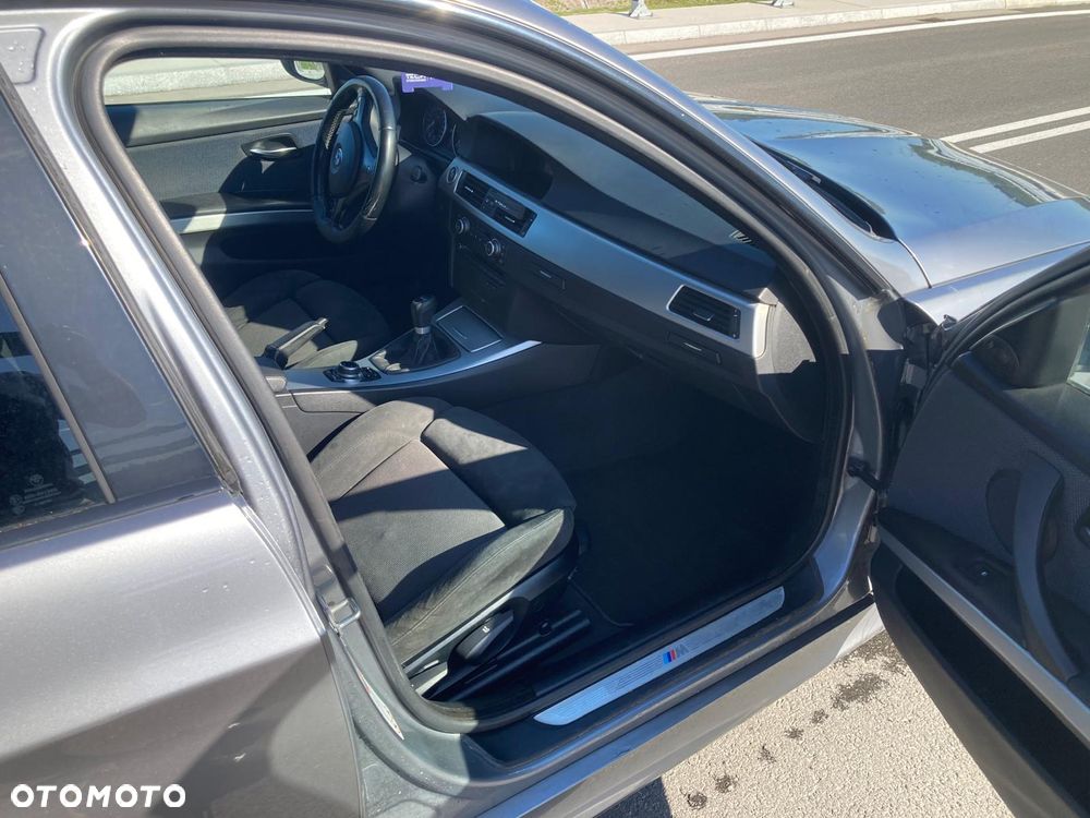 BMW Seria 3 - 11