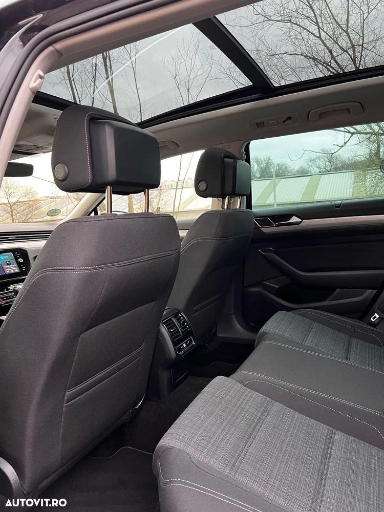 Volkswagen Passat Variant 2.0 TDI SCR DSG Highline - 8