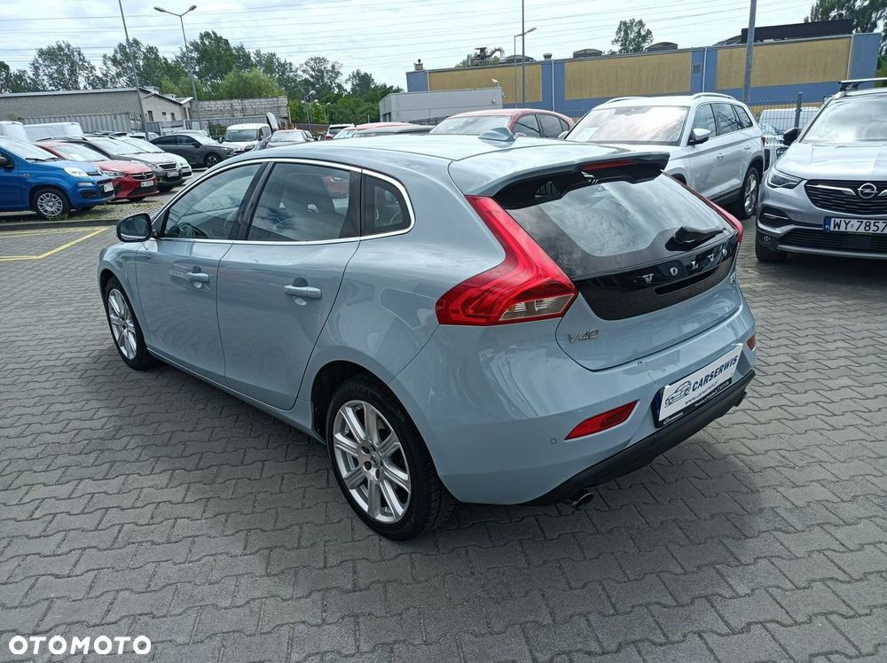Volvo V40 - 15