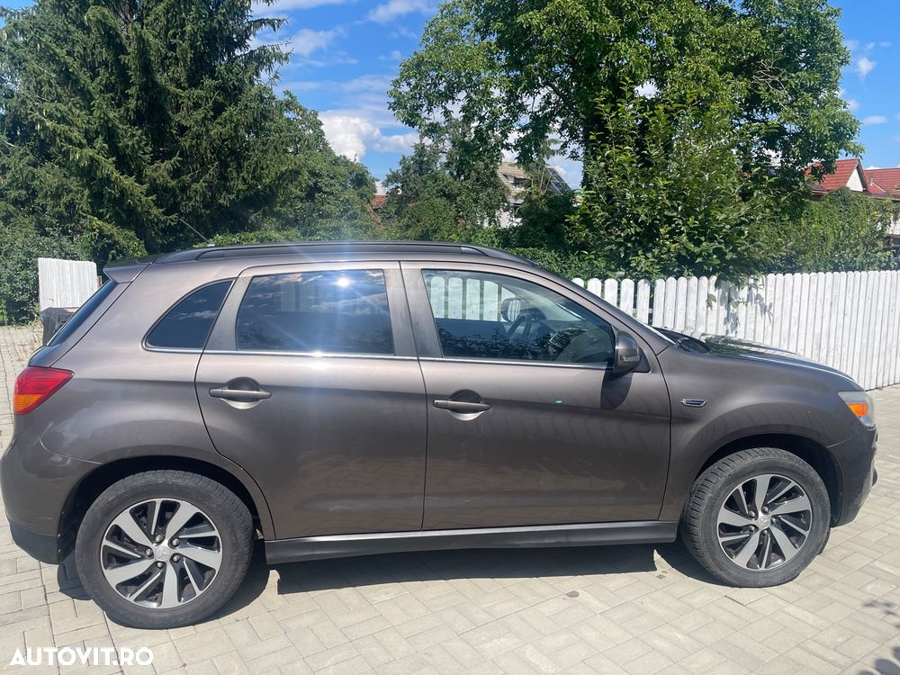 Mitsubishi ASX - 2