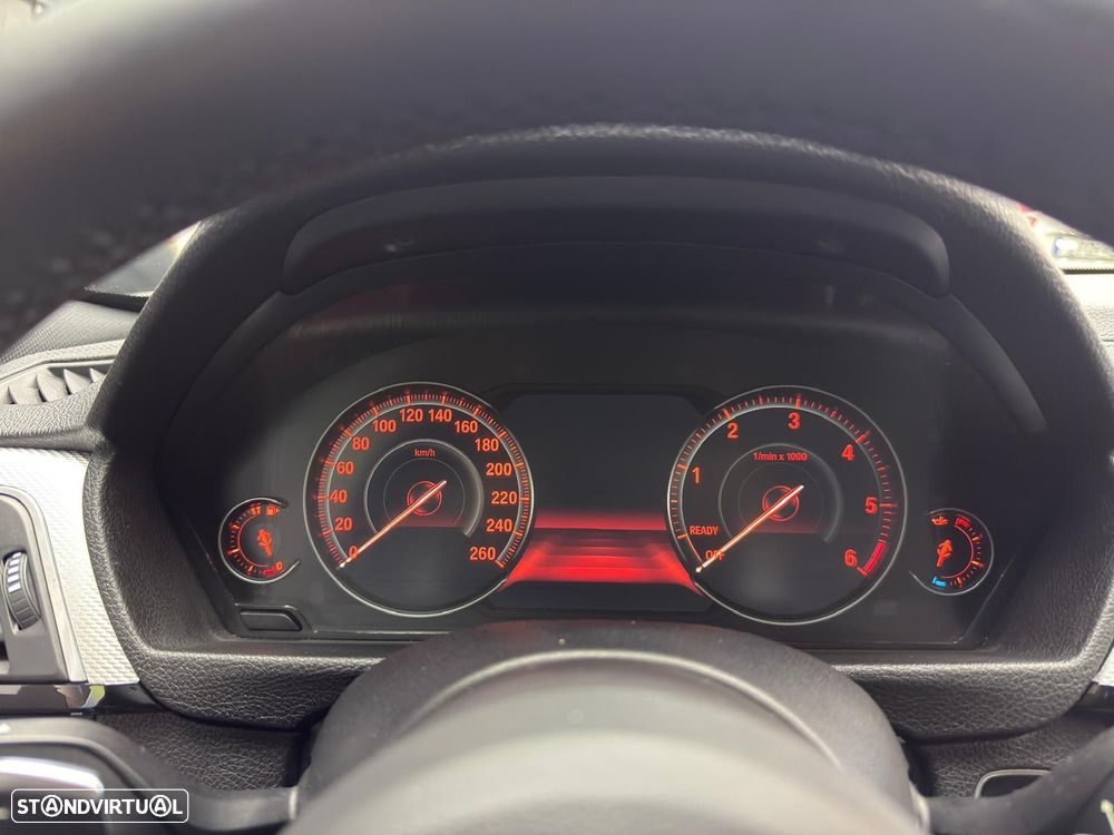 BMW 420 Gran Coupé d xDrive Pack Desportivo M Auto - 25