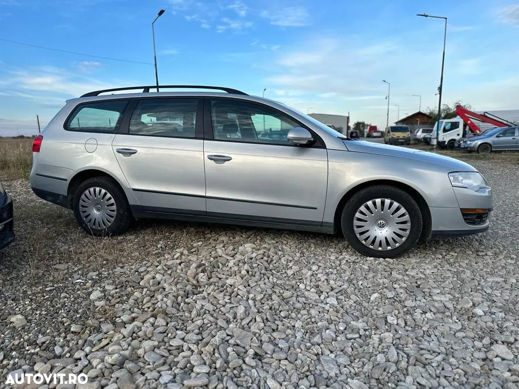 Volkswagen Passat Variant 1.6 TDI BlueMotion Technology Business Edition - 10
