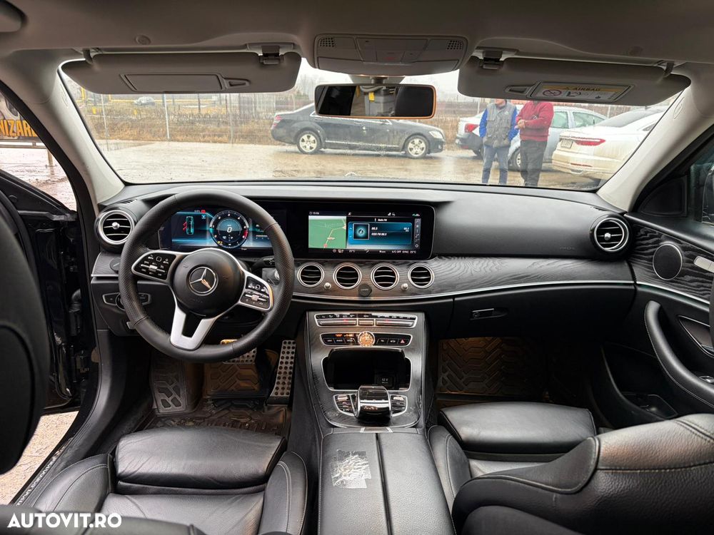 Mercedes-Benz E 220 d Aut. - 8