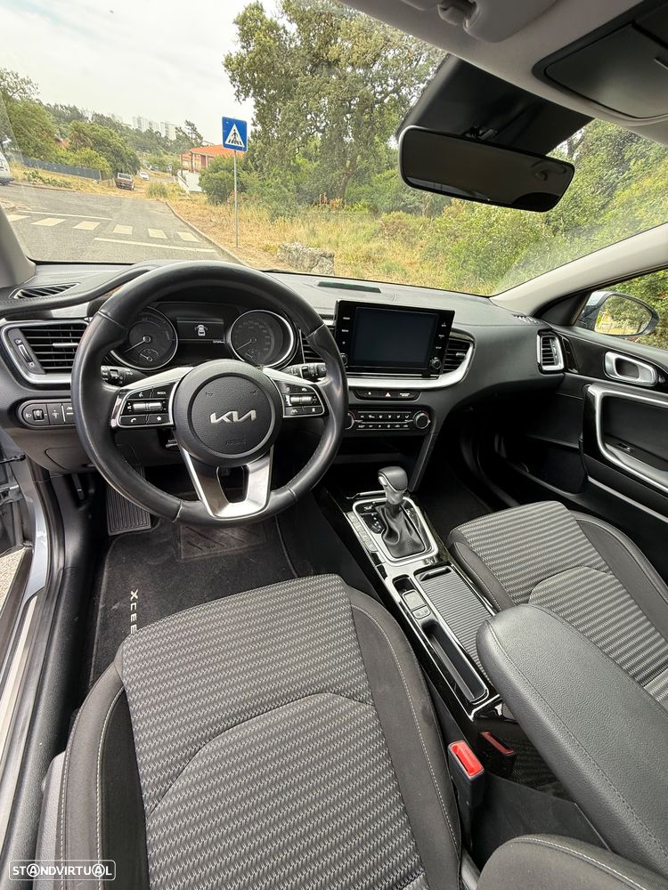Kia XCeed - 15