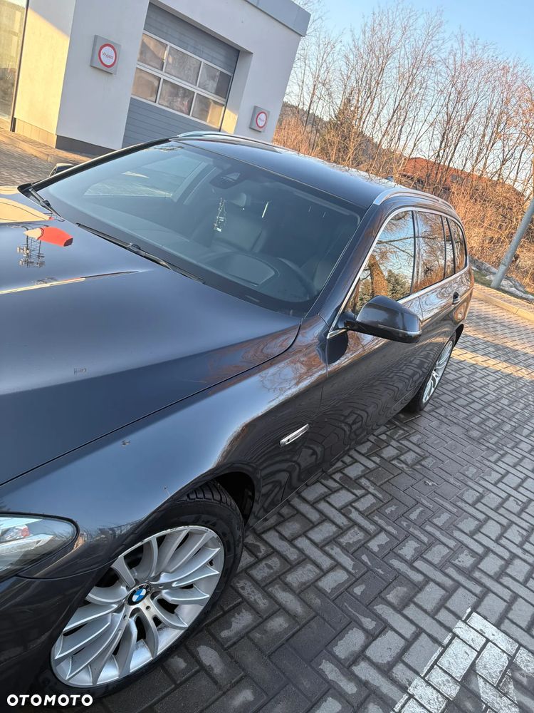 BMW Seria 5 520d Luxury Line - 3