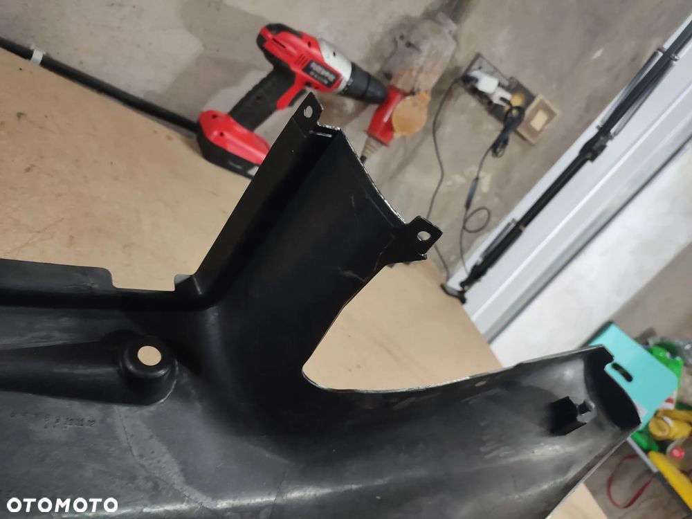 Zadupek, ogon, owiewka Suzuki GSX-R Srad - 11