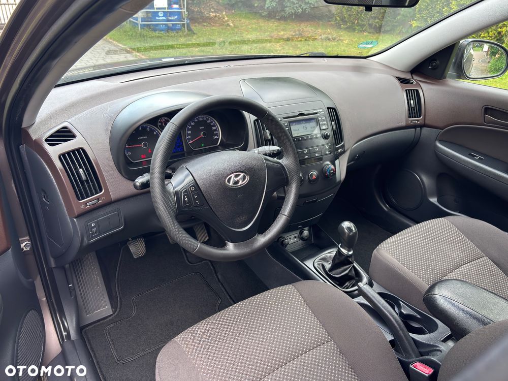 Hyundai i30 1.4 Edition Plus - 8