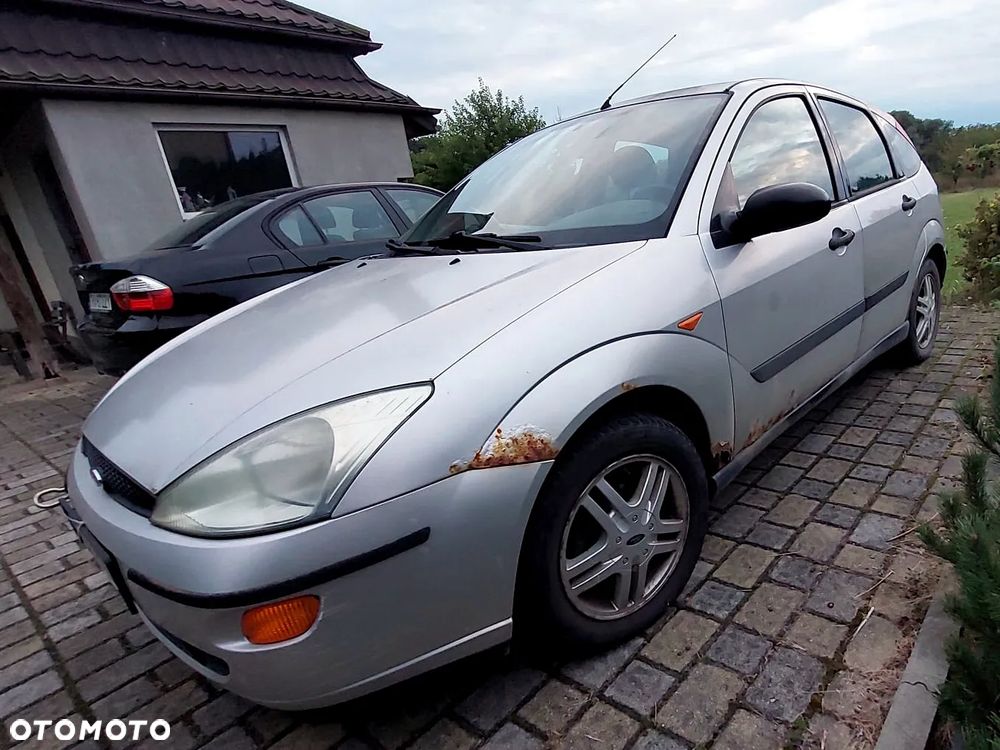 Ford Focus 1.6 Ambiente - 5