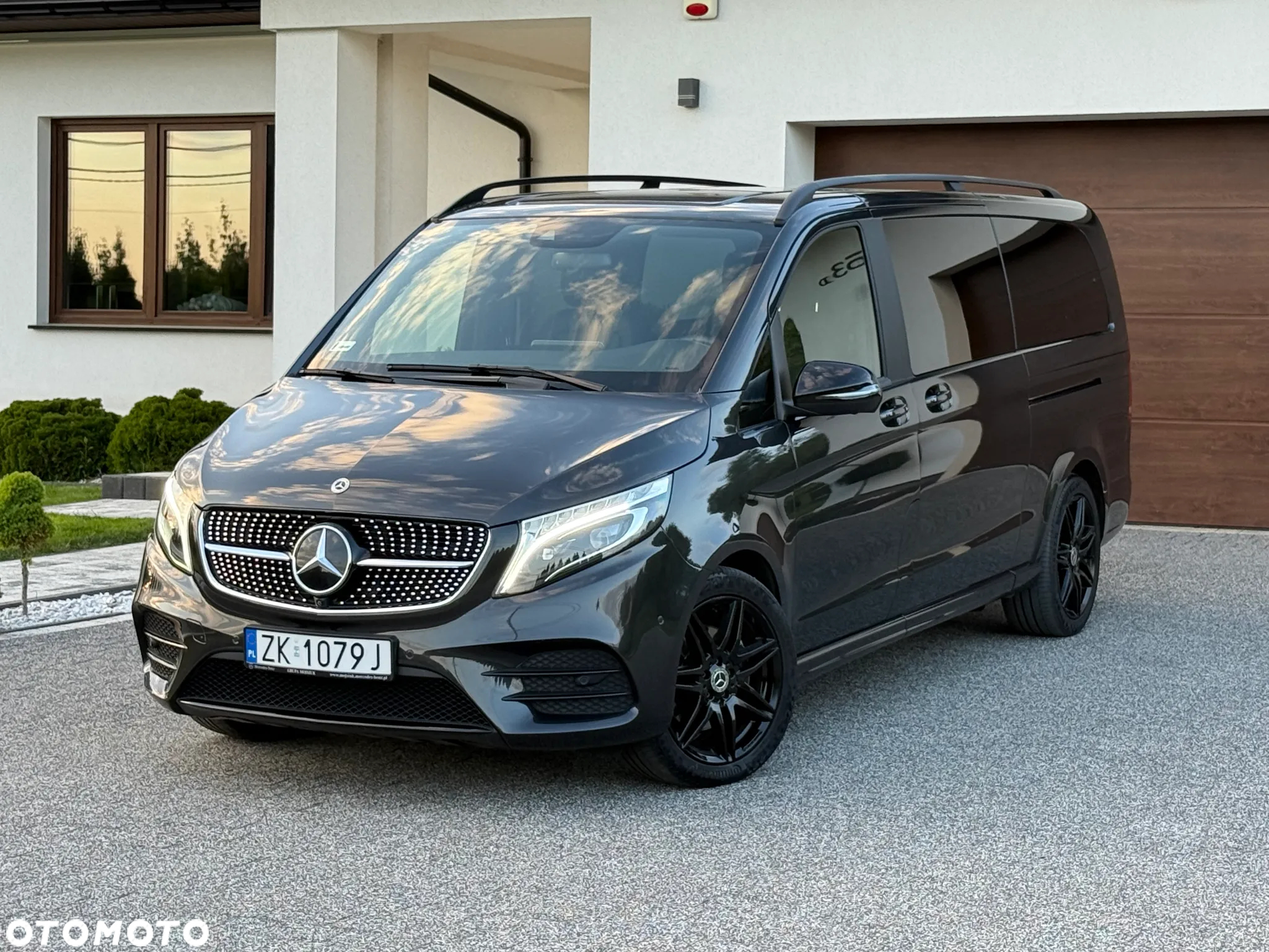 Mercedes-Benz Klasa V 300 d 4-Matic 9G-Tronic (ekstra d³) - 40