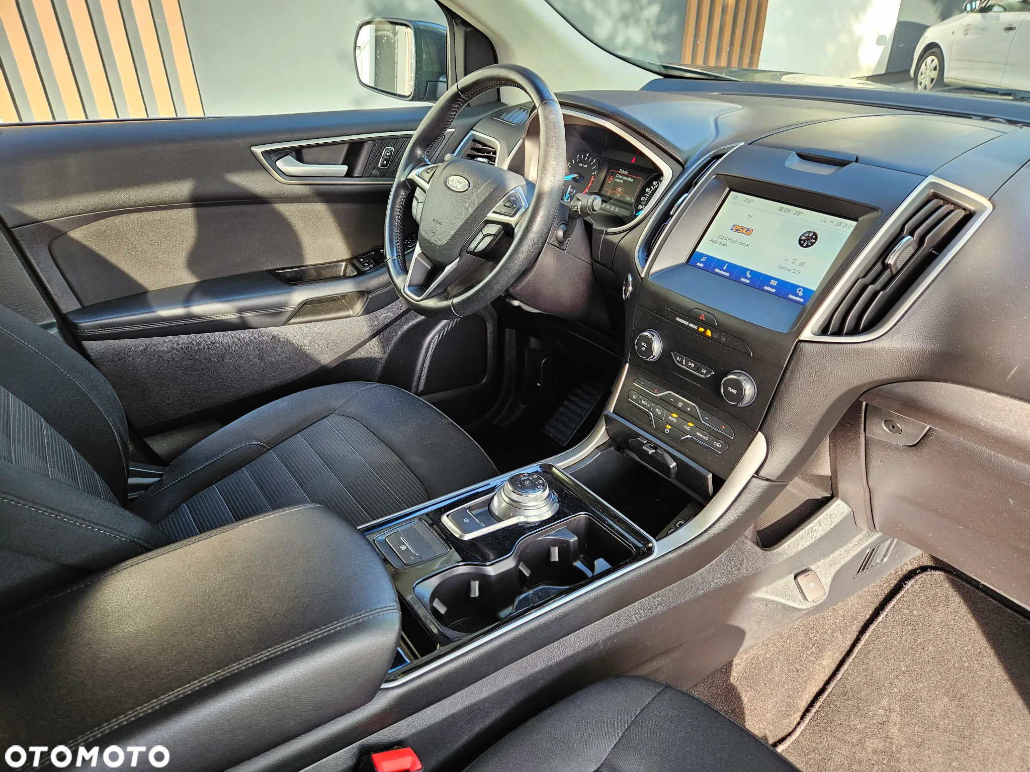 Ford Edge - 17
