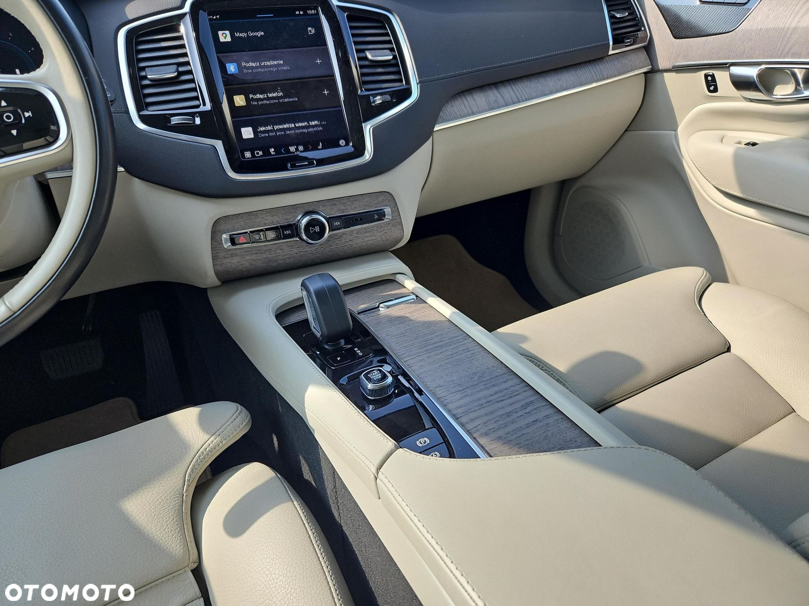 Volvo XC 90 - 23