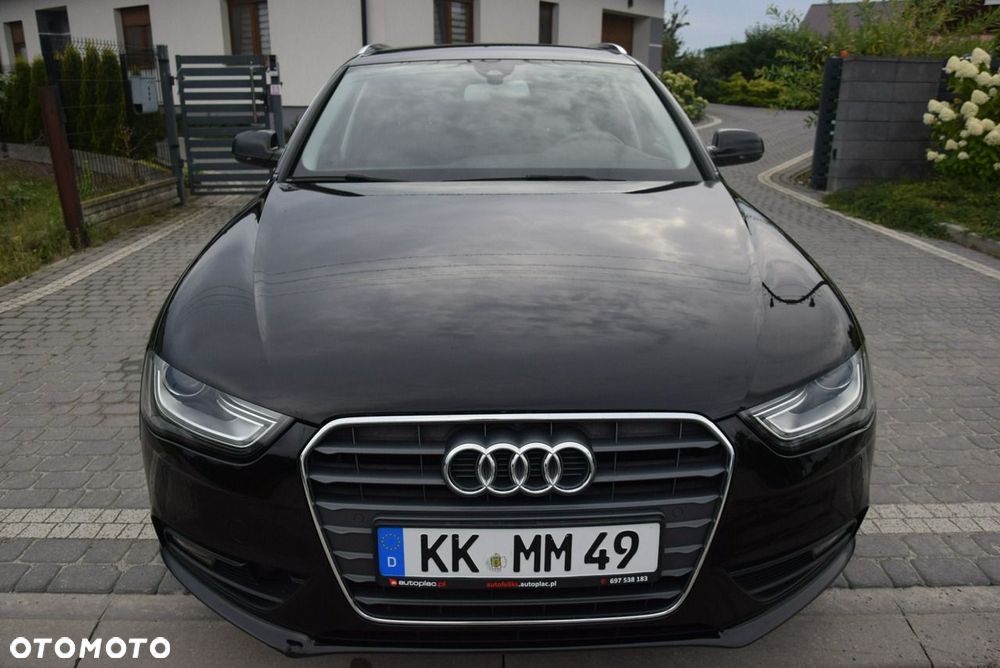 Audi A4 Avant 2.0 TDI Quattro S tronic - 8