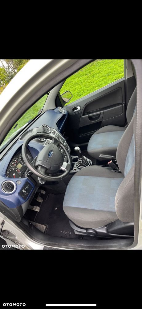 Ford Fiesta 1.3 Style - 9