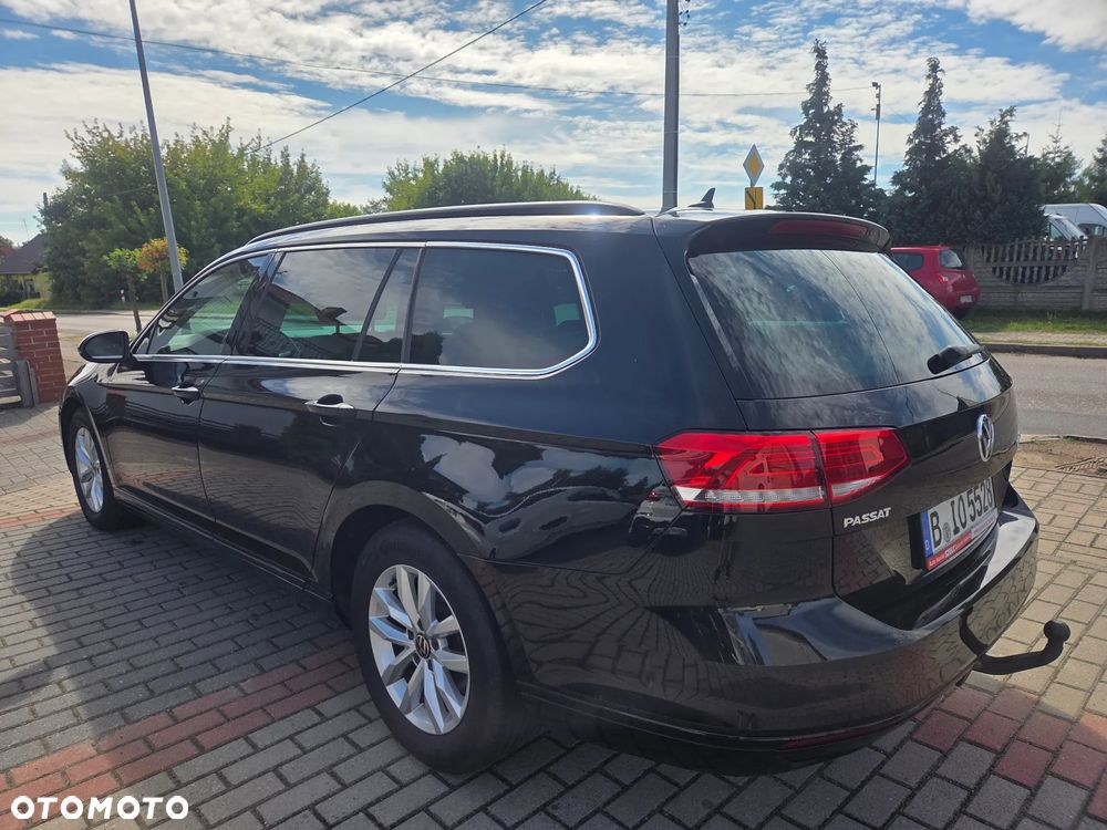 Volkswagen Passat 2.0 TDI (BlueMotion Technology) Comfortline - 8