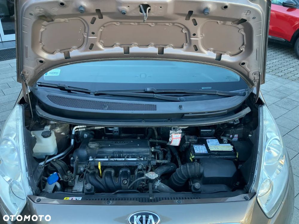 Kia Venga 1.4 L - 33