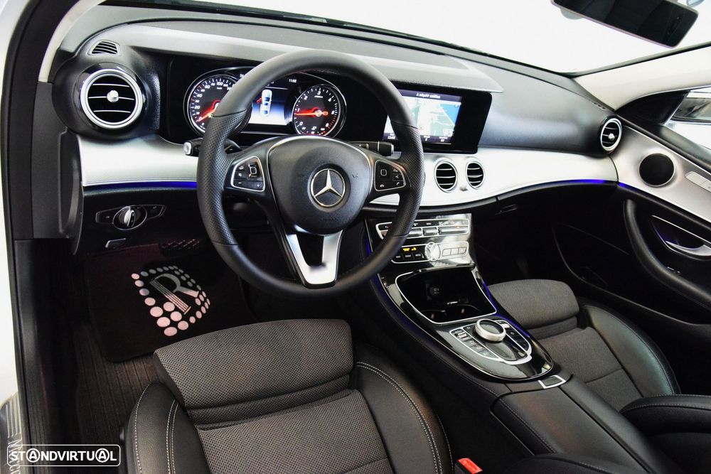 Mercedes-Benz E 220 d Avantgarde - 26