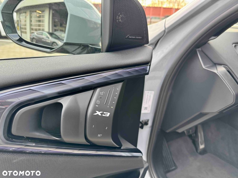 BMW X3 - 16