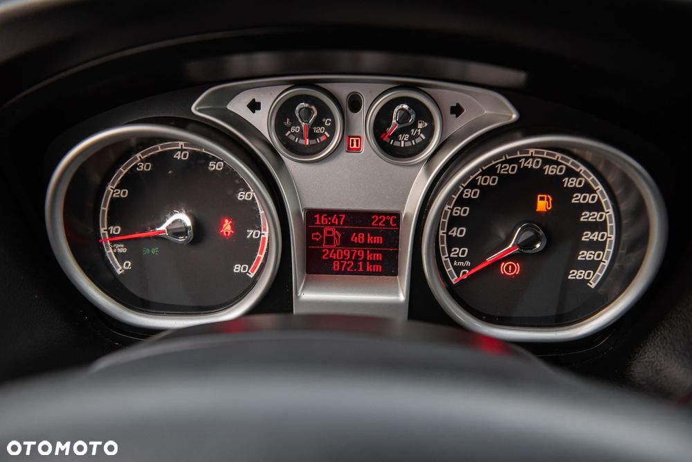 Ford Focus 2.5 ST - 19