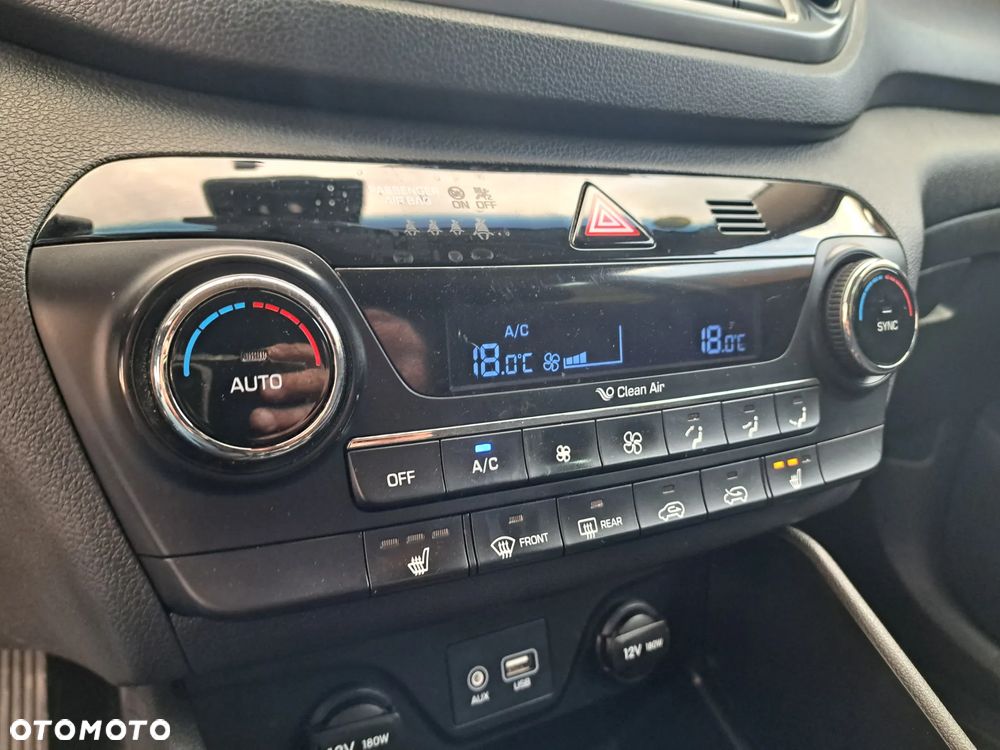 Hyundai Tucson 1.7 CRDI BlueDrive Style 2WD - 13