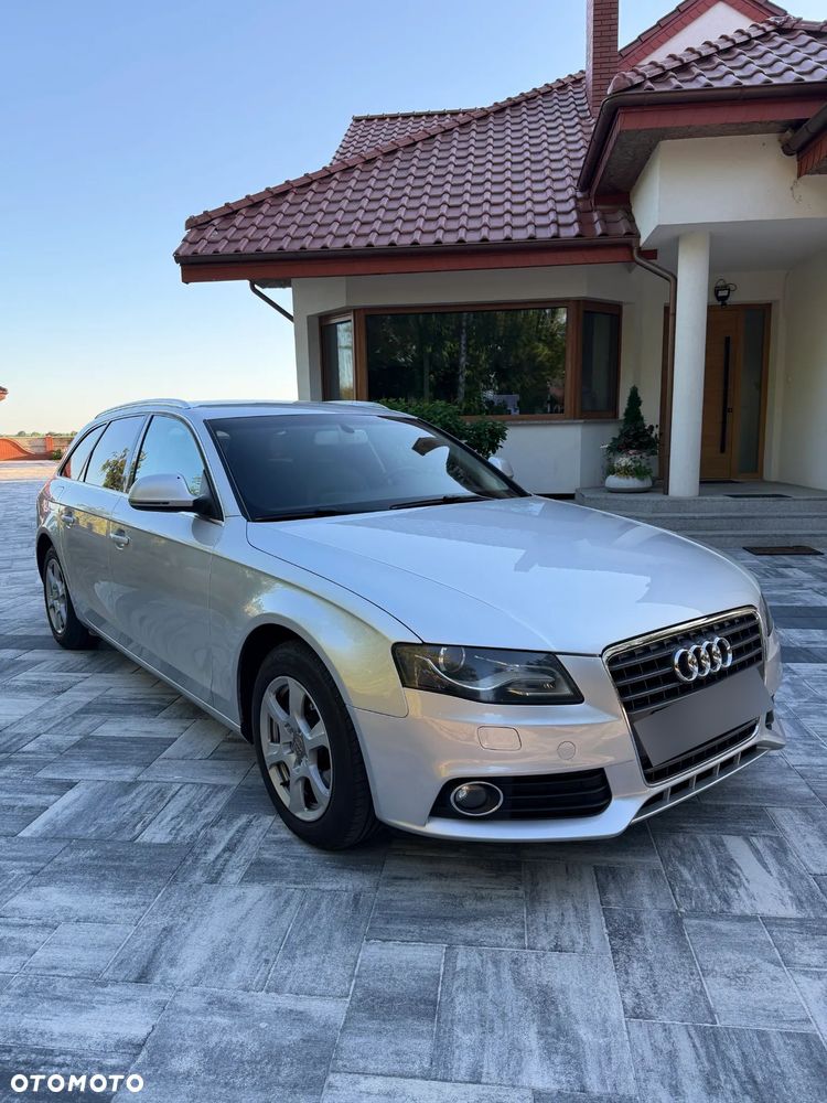 Audi A4 Avant - 1