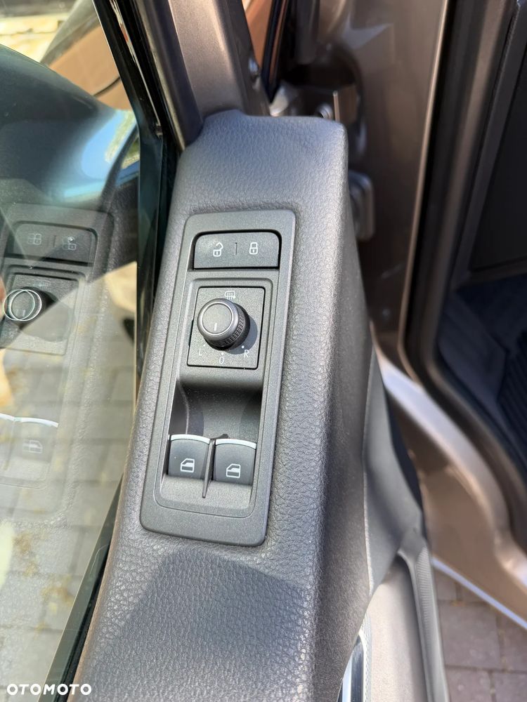 Volkswagen Multivan 2.0 BiTDI L1 Highline 4Motion DSG - 20
