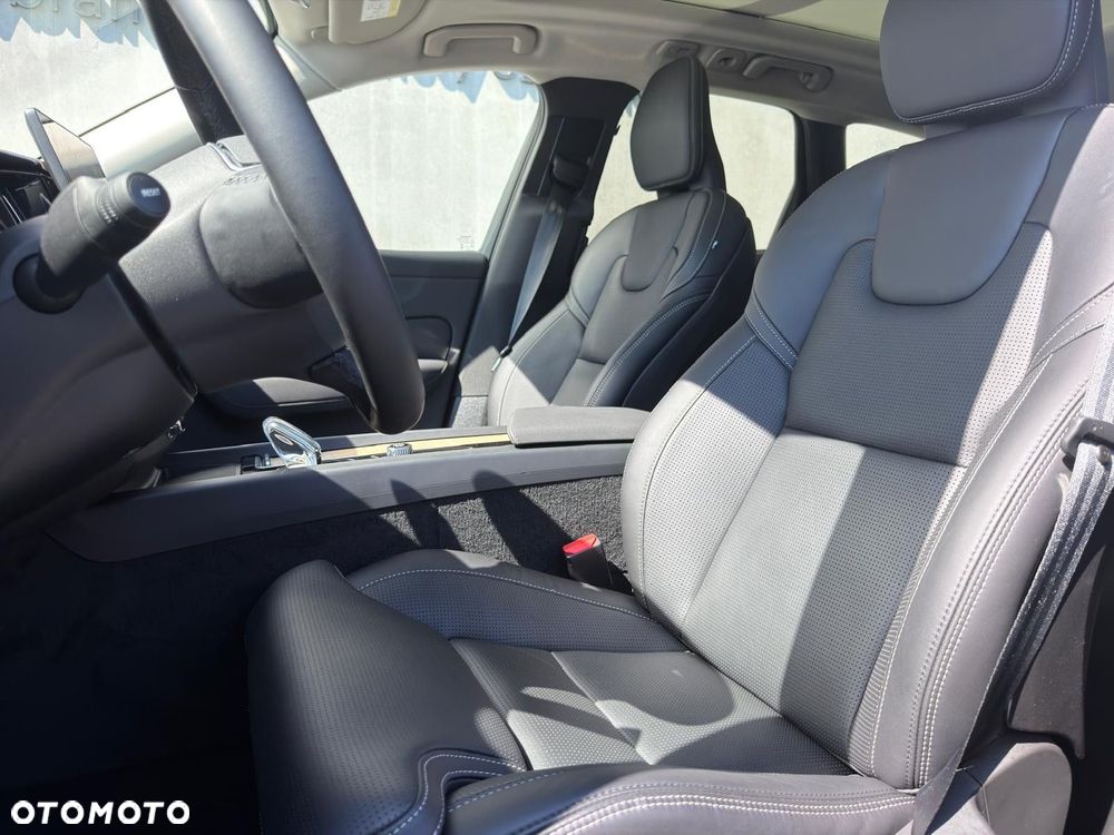 Volvo XC 60 - 10
