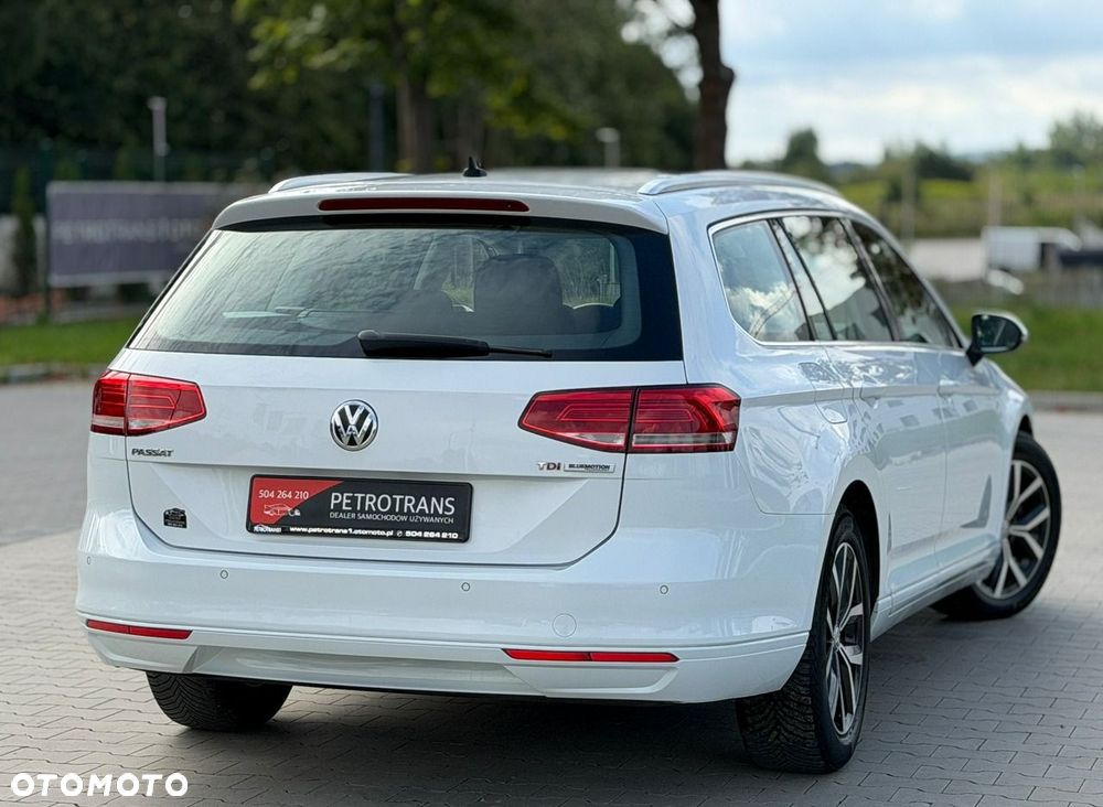 Volkswagen Passat - 9