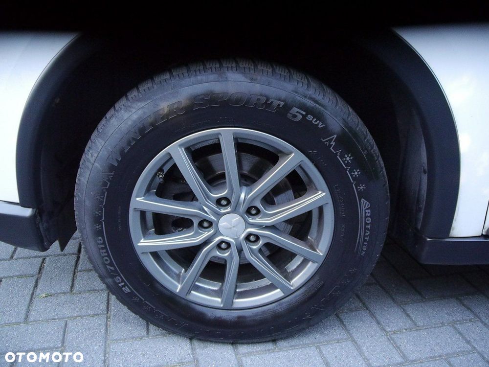 Mitsubishi Outlander - 37